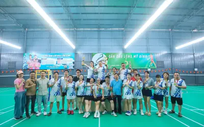 Chi đoàn Tạp chí Đời sống và Pháp luật tổ chức thành công Giải Cầu lông kỷ niệm