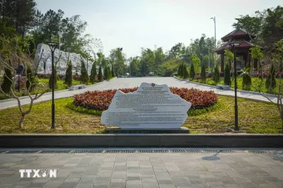 Chiêm ngưỡng trung tâm đề kháng Him Lam mới mở phục vụ du khách