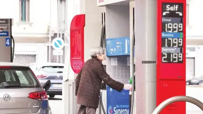 Châu Âu Đẩy Mạnh Chuyển Đổi Năng lượng Tái Tạo Trước Bão Địa Chính Trị