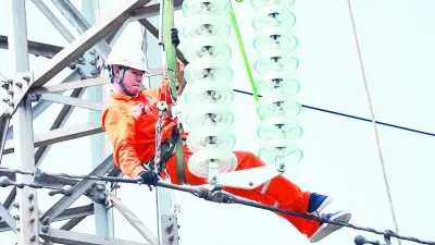 Công ty Điện lực Ninh Bình: Hành trình từ gian khó đến hiện đại, đồng hành cùng phát triển