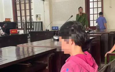 Cựu phu quân tấn công vợ cũ bằng dao sau 12 năm ly hôn, lãnh án 11 năm tù