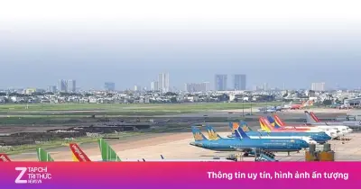 Giá vé máy bay dịp lễ 30/4 và hè 2026 tăng cao kỷ lục