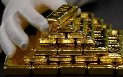 Giá vàng trong nước tăng nhẹ cuối tuần, thị trường thế giới biến động mạnh