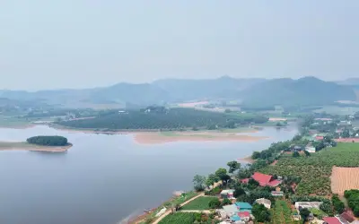 Hồ Khe Lau Thanh Hóa: Từ Thủy Lợi Đến Điểm Du Lịch Sinh Thái Tỉ Đô