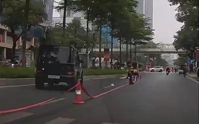 Hà Nội: Cụ ông 91 tuổi tử vong thương tâm khi sang đường, tài xế Mercedes khai nhận