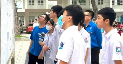 Hà Nội chính thức áp dụng đăng ký thi lớp 10 trực tuyến, theo dõi tỷ lệ chọi thời gian thực