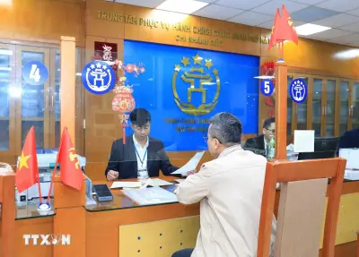 Hà Nội chính thức tiếp nhận trực tuyến 12 thủ tục hành chính, dịch vụ công