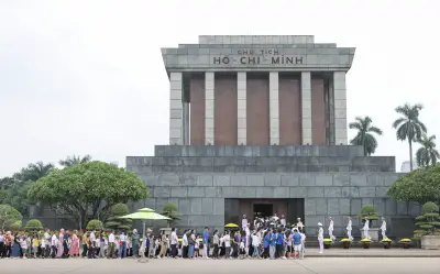 Hà Nội: Người dân và du khách vào Lăng viếng Bác nên gửi xe ở đâu?