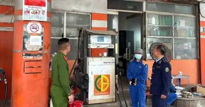 Hà Nội xử phạt các điểm bán xăng chỉ bán tối đa 300.000 đồng/lượt cho ô tô