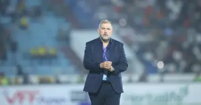 HLV Cklamovski đối mặt áp lực từ chức sau thất bại trước Việt Nam