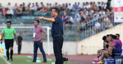 HLV Hoàng Văn Phúc: Người đầu tiên chính thức dẫn dắt cả đội tuyển nam và nữ Việt Nam