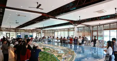 Hàng nghìn runner đổ về Cần Giờ tham gia VnExpress Marathon Green Paradise