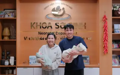 Hành trình kỳ diệu giành lại sự sống cho cặp song sinh non ở tuần thai 27