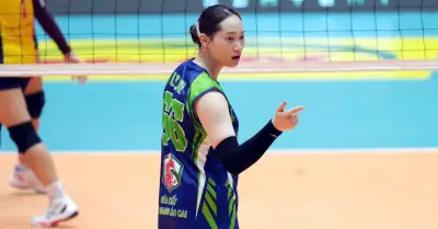 Hotgirl bóng chuyền cao 1m79 gây sốt tại giải VĐQG 2026 với tài năng và ngoại hình