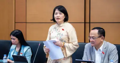 Đại biểu Quốc hội đề xuất nghiên cứu cấm hoặc hạn chế trẻ em dùng mạng xã hội