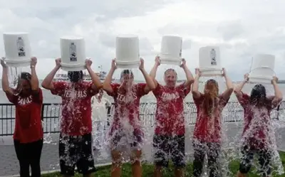 Ice Bucket Challenge tái xuất năm 2025 với sứ mệnh mới về sức khỏe tâm thần