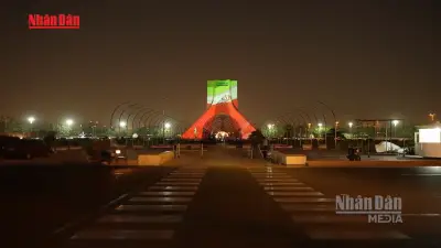 Iran Bác Bỏ Lời Kêu Gọi Ngừng Bắn, Mỹ Cảnh Báo Sẽ Tăng Cường Tấn Công