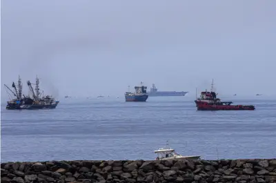 Iran phủ nhận việc hai tàu chiến Mỹ đi qua eo biển Hormuz