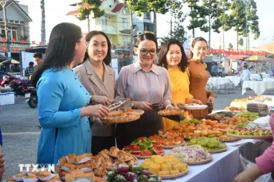 Khai mạc Tuần lễ Văn hóa Ẩm thực lan tỏa hương vị xứ dừa