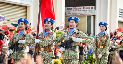 Khoảnh khắc xúc động tại Lễ diễu binh 30/4: Tự hào dân tộc