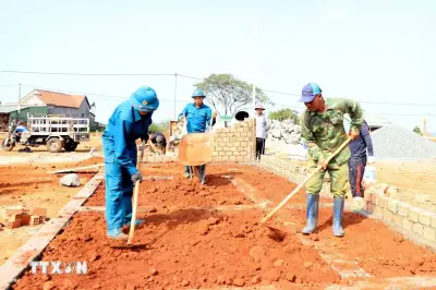Lâm Đồng gấp rút hoàn thành 60 căn nhà cho đồng bào M’nông tại Quảng Trực