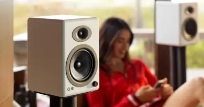 Loa mới nghe khô cứng? Đừng vội trả, có thể chỉ cần 'chạy rô-đai'