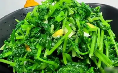 Loại rau dại giúp thanh nhiệt ngày hè, đem trộn tối giòn ngọt đưa cơm vô cùng