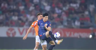 LPBank V-League 2025/26: CAHN Gần Chạm Đỉnh, Cuộc Chiến Trụ Hạng Thu Hẹp