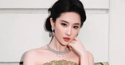 Lưu Diệc Phi: 8 Năm Độc Thân Và Hành Trình Trở Thành 'Nữ Cường Nhân' Đầy Sức Hút