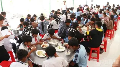 Mô Hình Bữa Ăn Học Đường Ở Phước Hà: Từ Dinh Dưỡng Đến Phát Triển Toàn Diện