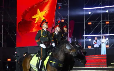 Mãn nhãn màn điều binh của công an, quân đội tại concert 'Âm vang Tổ quốc'