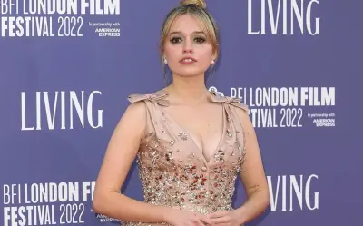 Nữ diễn viên 'Sex Education' từng trải qua nhiều sóng gió trước khi thành ngôi sao