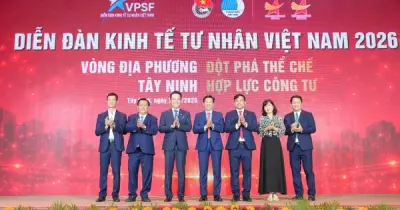 Ông Nguyễn Mạnh Hùng tham dự diễn đàn thúc đẩy hợp lực công - tư