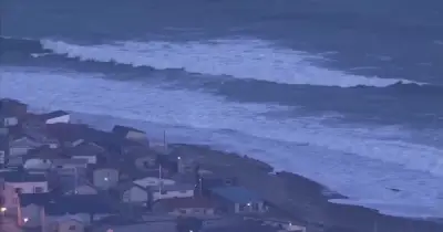 Động đất 7,7 độ Richter gây cảnh báo sóng thần cao 3 mét tại Nhật Bản