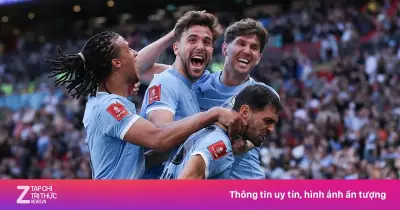 Ngược dòng ngoạn mục, Man City sáng cửa giành cú ăn ba