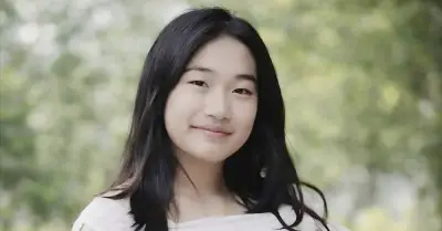 Người Cha Mang Ảnh Lang Thang Suốt Tháng Tìm Con Gái Mất Tích