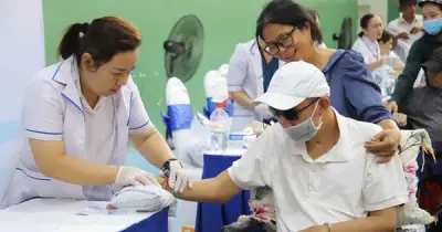 Người dân TP.HCM hào hứng khám sức khỏe miễn phí, mục tiêu 15 triệu người