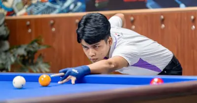 Nguyễn Minh Trí 17 tuổi lịch sử cùng chú ruột giành vé dự World Cup carom 3 băng