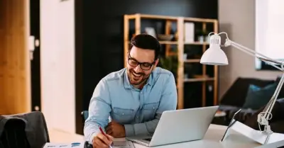 Nhóm 1 dùng AI thế nào để tiết kiệm 10 giờ làm việc mỗi tuần