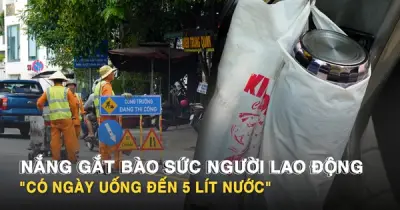 Nắng gắt TP.HCM bào mòn sức khỏe người lao động tự do: 'Có ngày uống 5 lít nước'