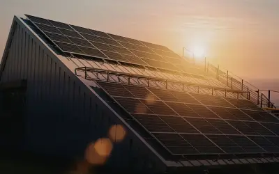 Năng Lượng Mặt Trời Dẫn Đầu Tăng Trưởng Toàn Cầu, Mở Ra Kỷ Nguyên Mới Cho Hệ Thống Năng Lượng