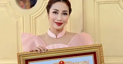 NSƯT Ốc Thanh Vân chia sẻ về danh hiệu Nghệ sĩ Ưu tú ở tuổi 39