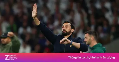 Áo Louis Vuitton 2.200 Euro của HLV Arbeloa gây chú ý giữa trận thua của Real Madrid