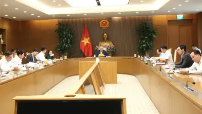 Phó Thủ tướng Nguyễn Hòa Bình chủ trì họp hoàn thiện quy chế Trung tâm Tài chính quốc tế Việt Nam