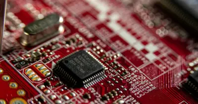 Phát hiện đột phá về hiện tượng hầm lượng tử: Electron va chạm ngay trong vùng cấm