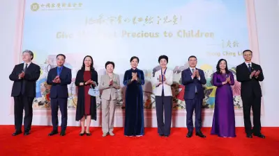 Phu nhân Ngô Phương Ly thăm Trung tâm Tống Khánh Linh, nhấn mạnh giáo dục toàn diện cho trẻ em