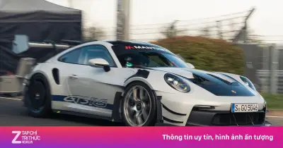Porsche 911 GT3 RS Manthey lập kỷ lục tại Nurburgring nhưng bị Ford Mustang GTD vượt mặt