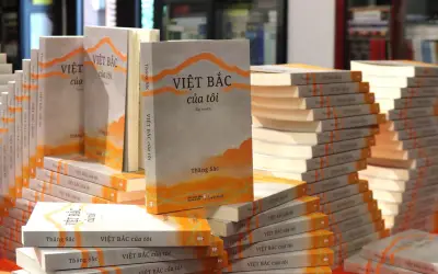 Ra mắt sách 'Việt Bắc của tôi' của Đại sứ - nhà văn Thăng Sắc