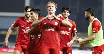 Thể Công Viettel thắng HAGL 1-0 dù vắng HLV Popov, Wesley Nata tỏa sáng