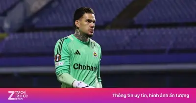 Thủ môn Ederson nổi nóng sau khi bị tấn công từ khán đài tại Thổ Nhĩ Kỳ